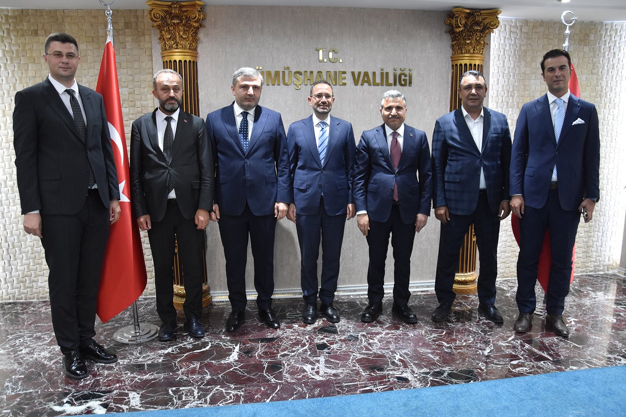 BAŞKANIMIZ, ADALET BAKAN YARDIMCIMIZ SAYIN SEDAT AYYILDIZ’I BELEDİYEMİZDE AĞIRLADI