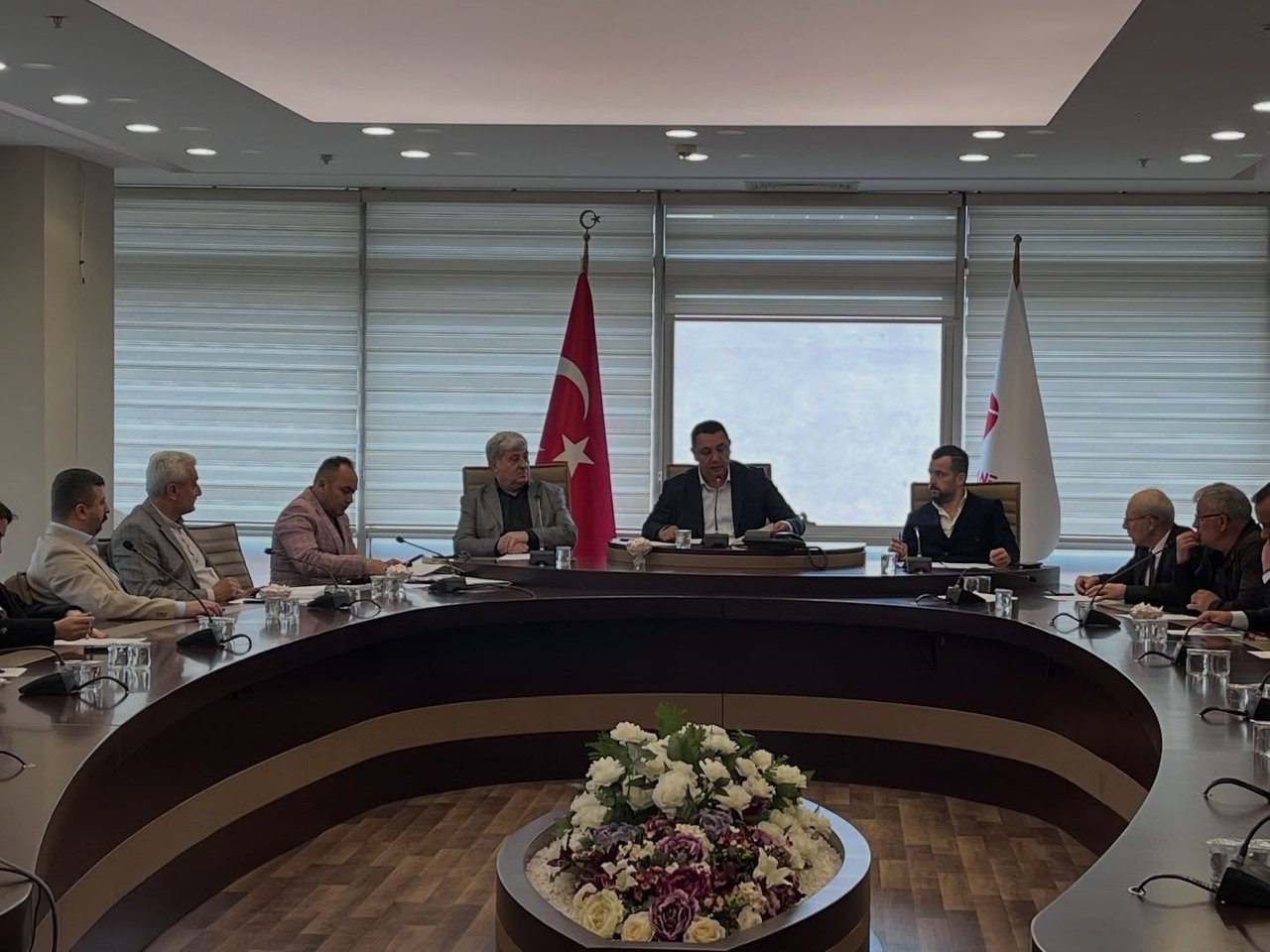 BAŞKANIMIZ BELEDİYE MECLİS TOPLANTISINA KATILDI, NİKAH KIYDI, CENAZE TÖRENİNE KATILDI