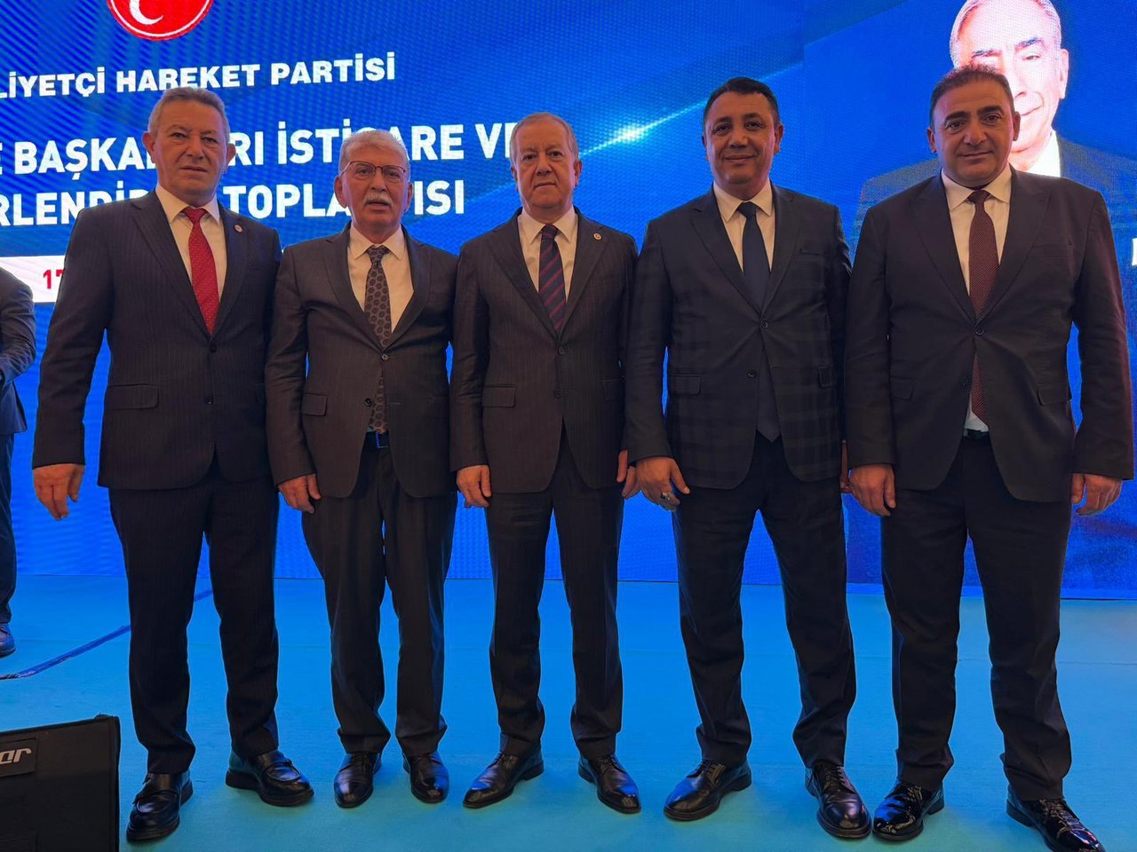 Başlıksız Galeri