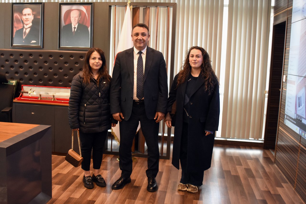 BAŞKANIMIZ, MİMAR FATMA AYDIN VE MİMAR EMİNE KORKUT YÜCE’YE TEŞEKKÜR ETTİ
