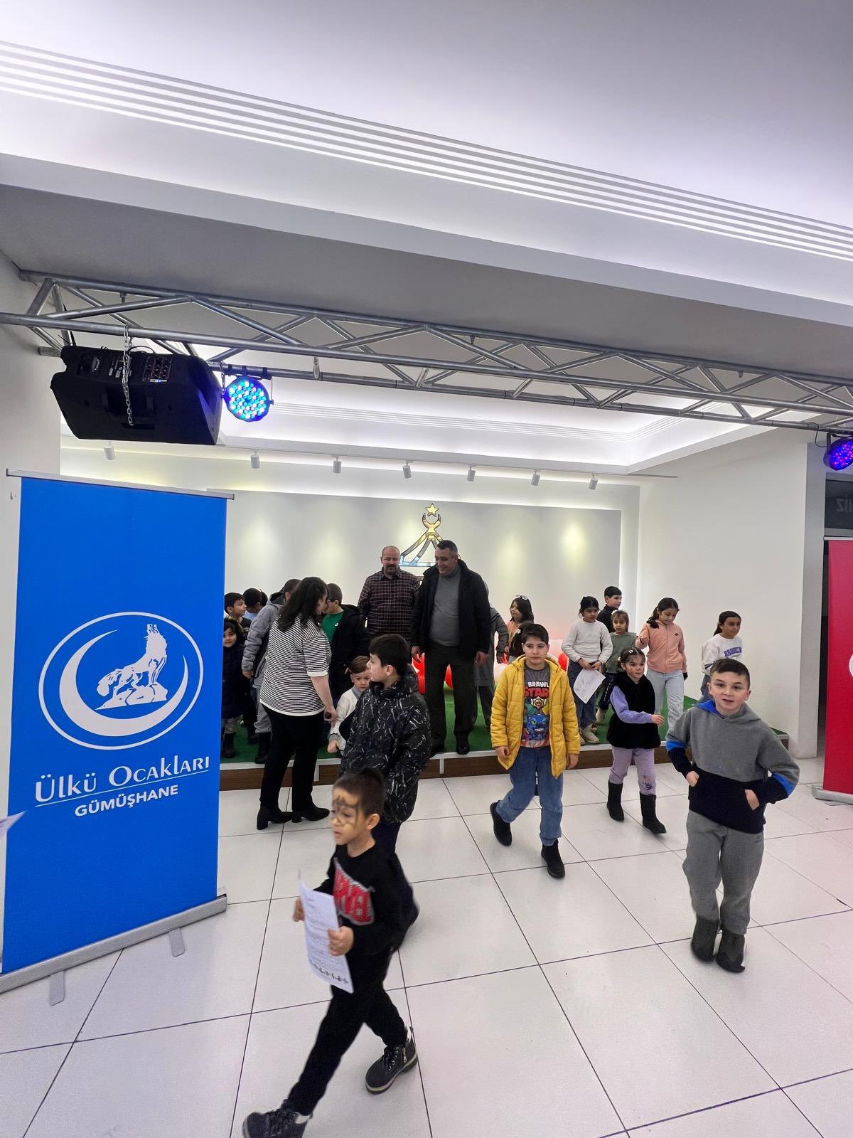 BAŞKANIMIZ, ÜLKÜ OCAKLARI GÜMÜŞHANE İL BAŞKANLIĞIMIZIN ANNE–ÇOCUK KARNE ETKİNLİĞİ’NE KATILIM SAĞLADI