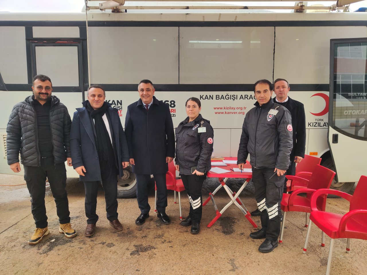 BAŞKANIMIZ, KAN BAĞIŞ ARACINI ZİYARET ETTİ, KERMES ETKİNLİĞİNE KATILDI