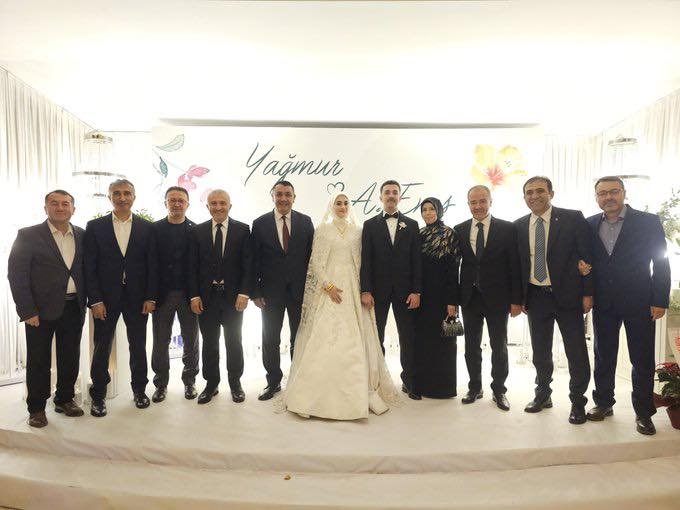 BAŞKANIMIZ, TOKAT AK PARTİ İL BAŞKANI ADEM DİZER’İN KIYMETLİ EVLADININ DÜĞÜN MERASİMİNE KATILDI