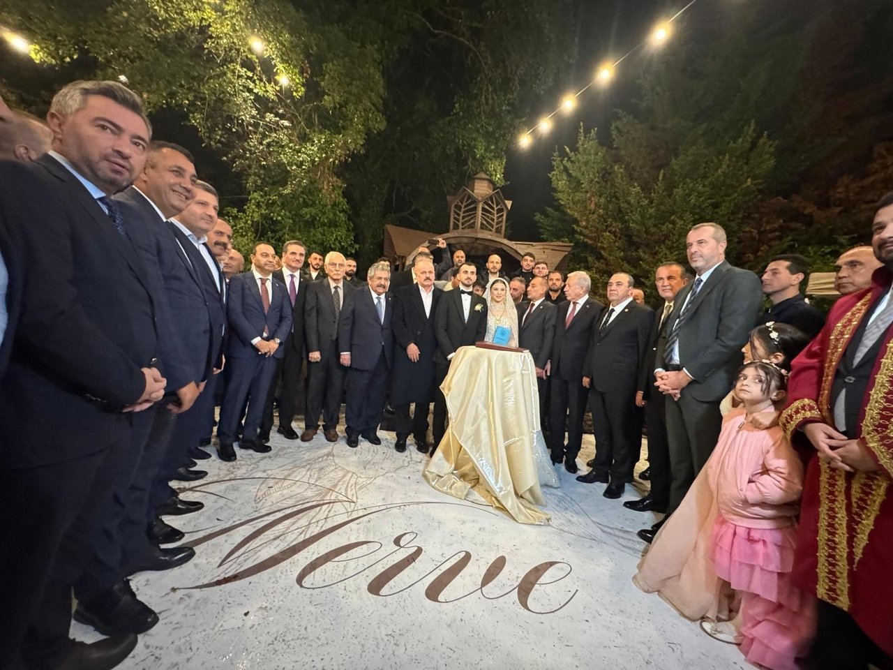 BAŞKANIMIZ, KÜRŞAT KÜÇÜK İLE MERVE AYYILDIZOĞLU’NUN DÜĞÜN MERASİMİNE KATILDI