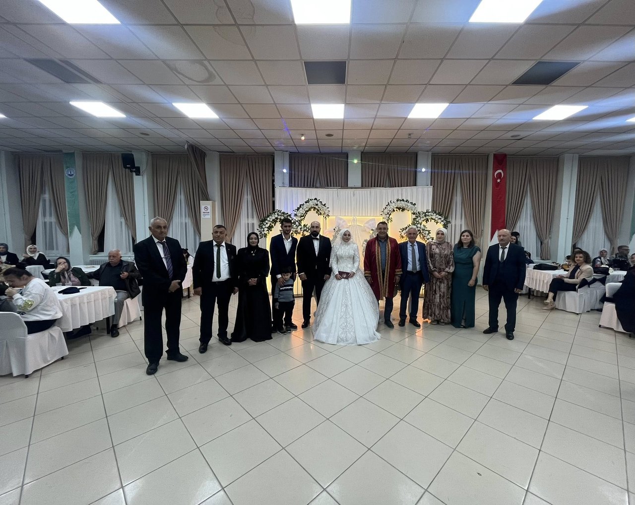 BAŞKANIMIZ, İREM KAYA VE GÖKHAN KAYA ÇİFTİNİN NİKAH AKİTLERİNİ GERÇEKLEŞTİRDİ