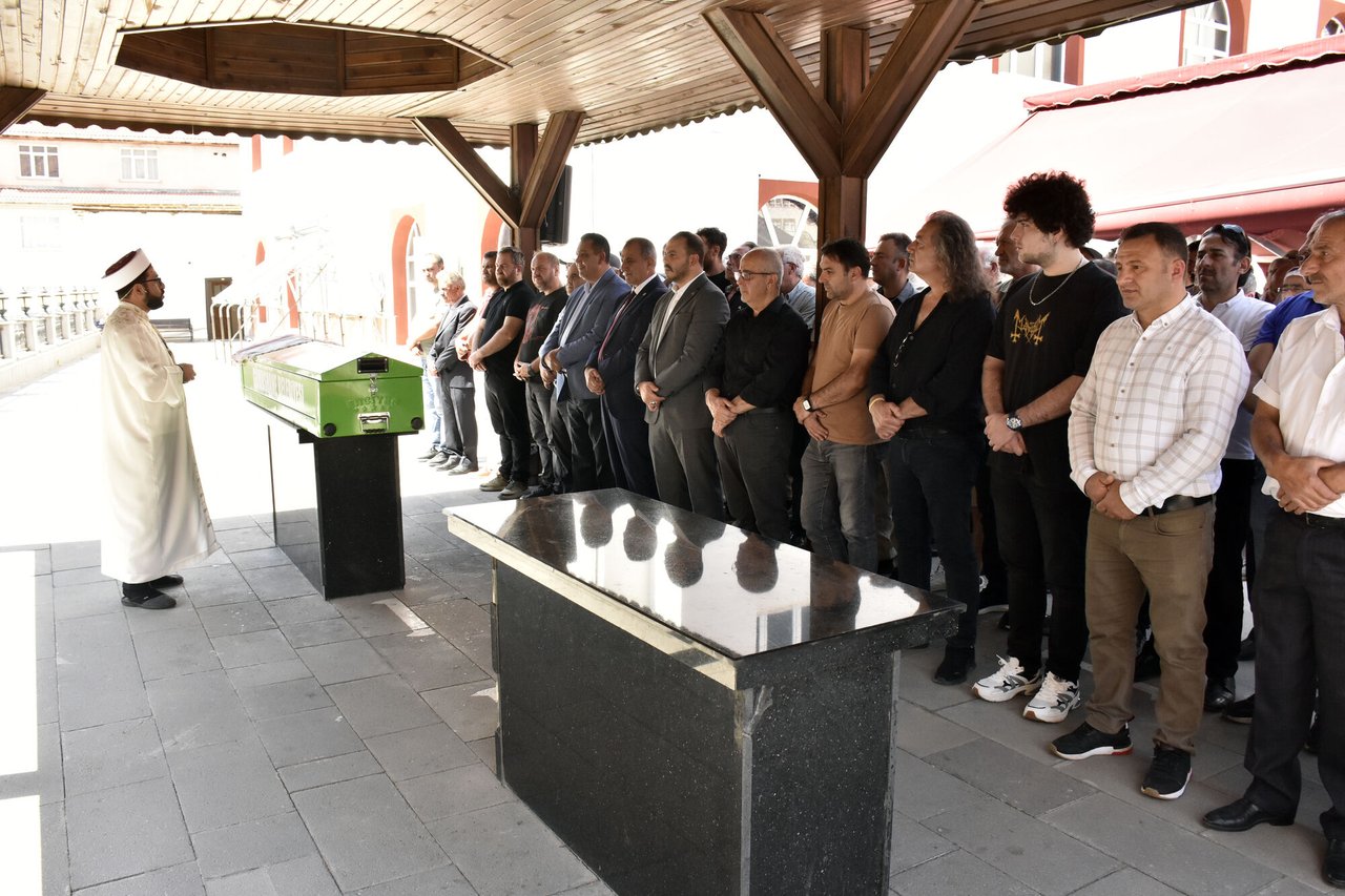 BAŞKANIMIZ, ARİFE ÖZTÜRK VE METİN DEMİRAĞ'I EBEDİYETE UĞURLADI