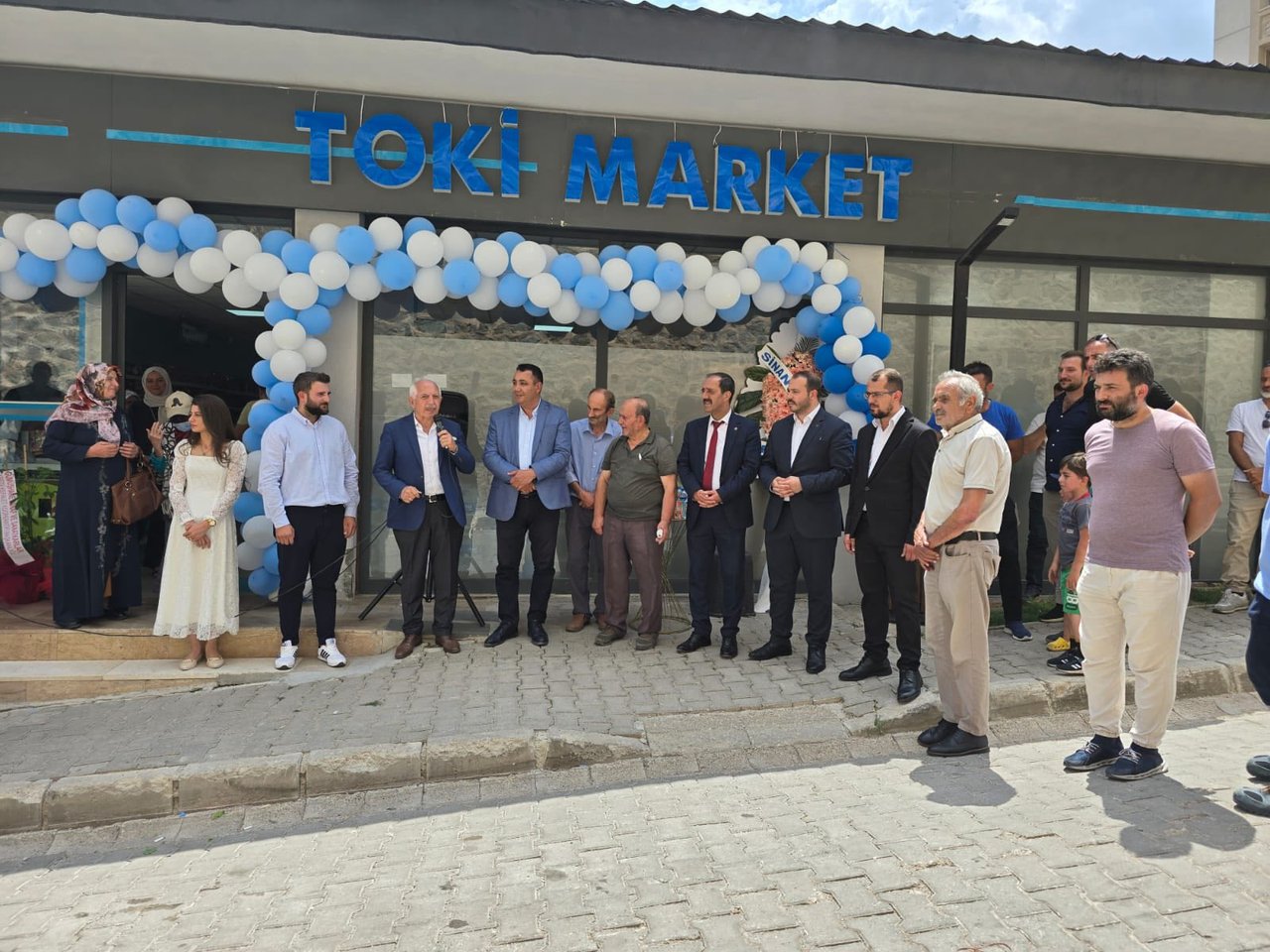 BAŞKANIMIZ,TOKİ MERKETİN AÇILIŞINI GERÇEKLEŞTİRDİ