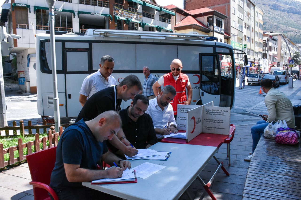 BİRLİKTE HAYATLARA UMUT OLDUK