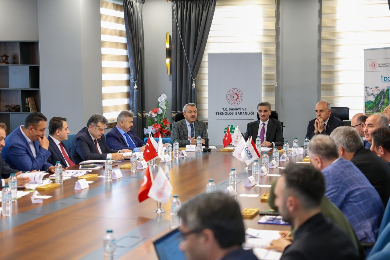 BAŞKANIMIZ, DOĞU KARADENİZ KALKINMA AJANSI (DOKA) YÖNETİM KURULU TOPLANTISI’NI KATILDI
