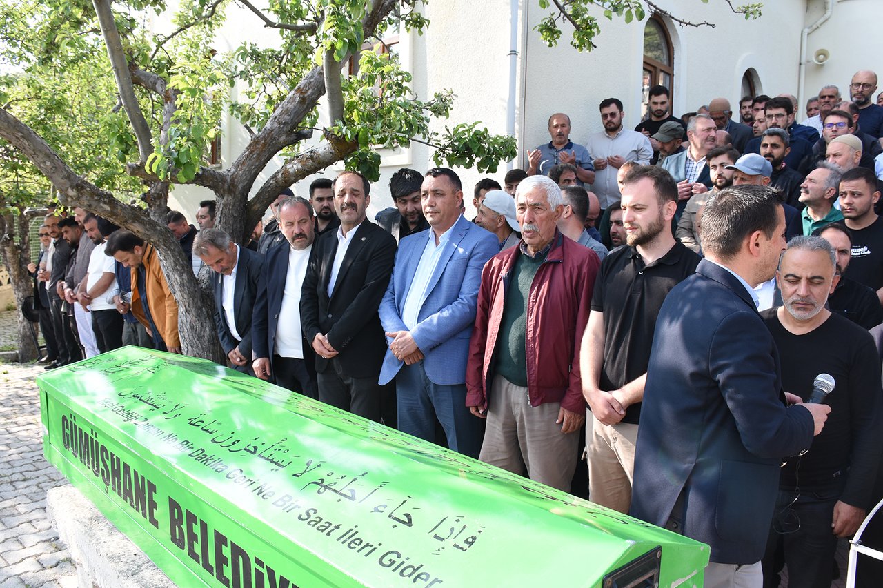 BAŞKANIMIZ, İLİMİZ ARZULARKABAKÖY BELDESİ SAKİNLERİNDEN SEFA ŞENAL'I EBEDİYETE UĞURLADI