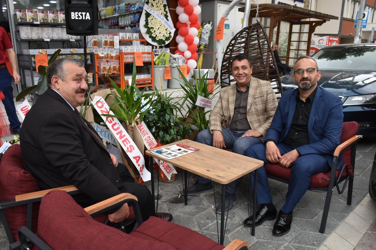 BAŞKANIMIZ, İLİMİZDE FAALİYETE BAŞLAYAN UYGUNCU AVM’YE HAYIRLI OLSUN ZİYARETİNDE BULUNDU