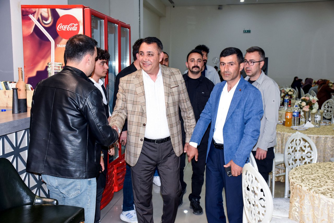 BAŞKANIMIZ, MERYEM UYGUR VE EMRAH BAL KARDEŞLERİMİZİN DÜĞÜN MERASİMLERİNE KATILIM SAĞLADI