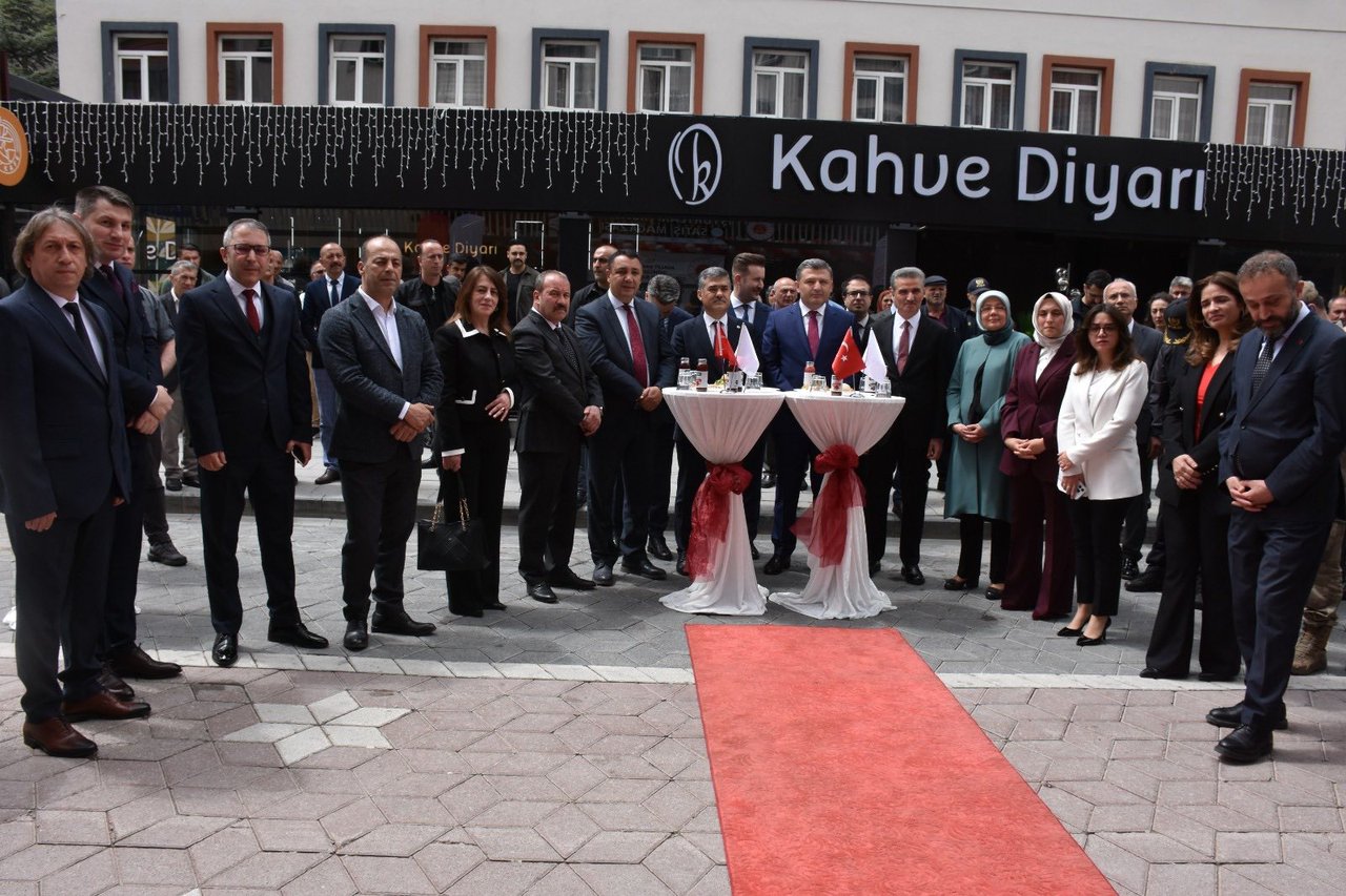 BAŞKANIMIZ, T.C. ADALET BAKANLIĞI İŞYURTLARI KURUMU SATIŞ MAĞAZASI’NIN AÇILIŞ TÖRENİNE KATILDI