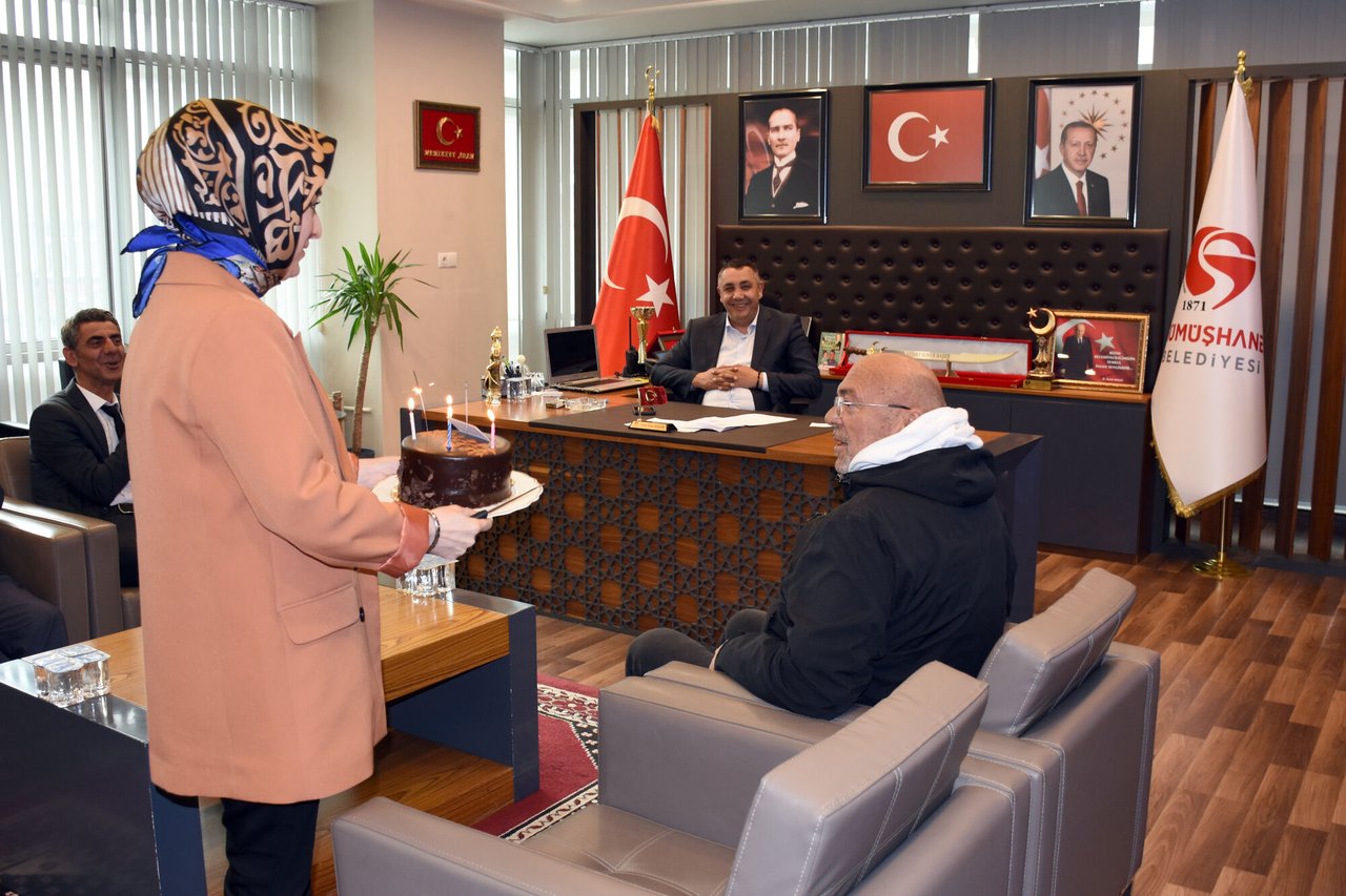 BELEDİYE BAŞKAN YARDIMCIMIZ NECATİ YILMAZ’IN DOĞUM GÜNÜ’NÜ KUTLADIK