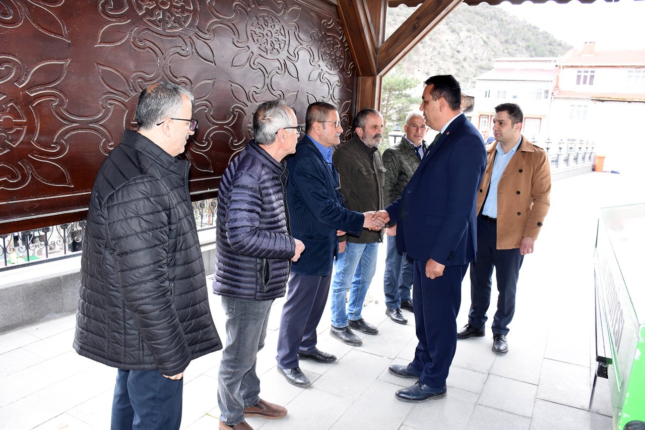 BAŞKANIMIZ, İLİMİZ AKTUTAN KÖYÜ SAKİNLERİNDEN KAHRAMAN DEMİRCİ'Yİ EBEDİYETE UĞURLADI.