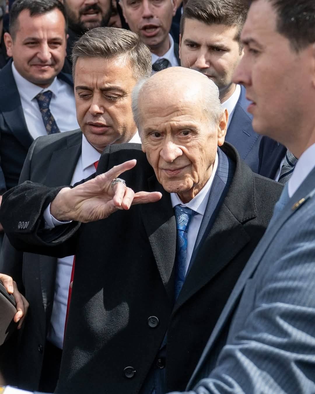 LİDERİMİZ, GENEL BAŞKANIMIZ, TÜRKMEN BEYİMİZ MAKAMINDA MESAİSİNE BAŞLADI