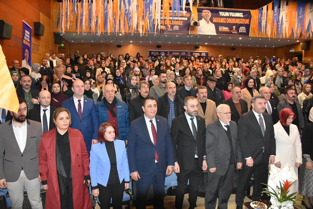BAŞKANIMIZ, AK PARTİ GÜMÜŞHANE KADIN KOLLARI 7. OLAĞAN KONGRESİ’NE KATILDI