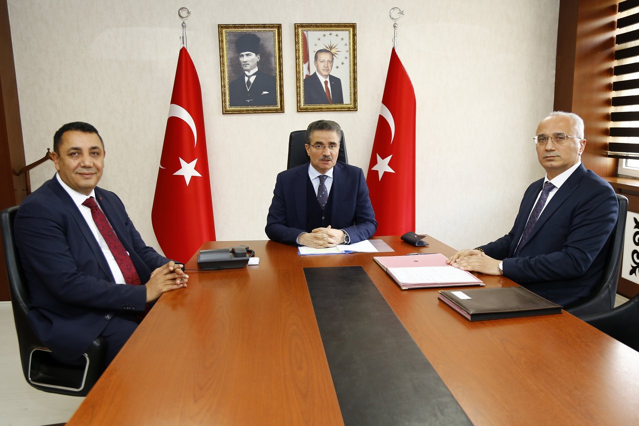 BAŞKANIMIZ, GÜMÜŞHANE AİLE VE SOSYAL HİZMETLER İL MÜDÜRLÜĞÜMÜZ İLE PROTOKOL İMZALADI