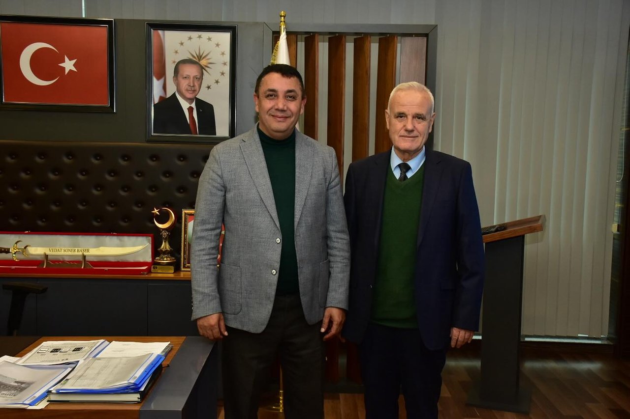 ESKİ BELEDİYE BAŞKANLARIMIZDAN SAYIN NAİM AĞAÇ’TAN BAŞKANIMIZA ZİYARET