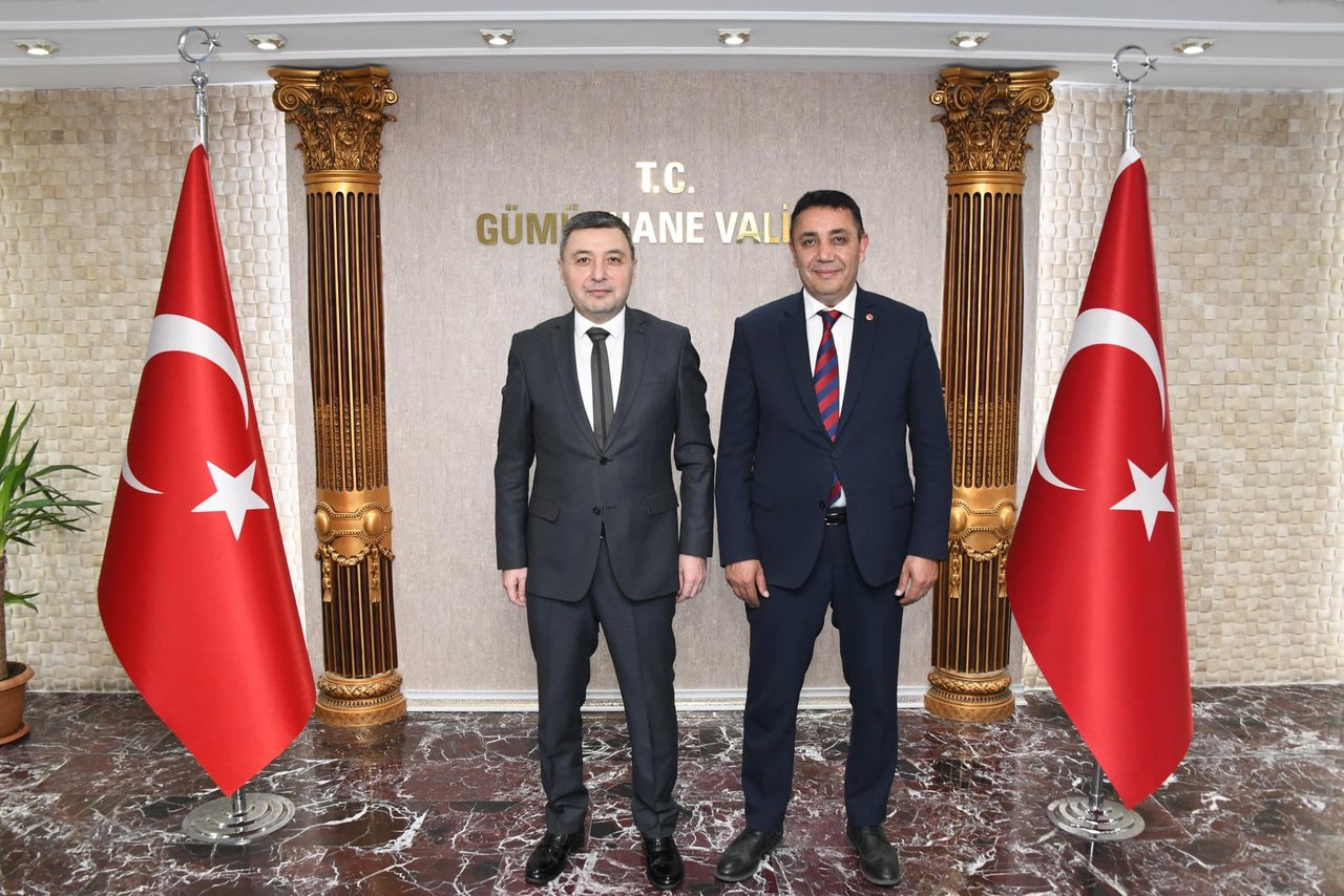 BAŞKANIMIZ, VALİ-MÜLKİYE BAŞMÜFETTİŞLİĞİ ATANAN VALİMİZ SAYIN ALPER TANRISEVER’E BAŞARILAR DİLEDİ