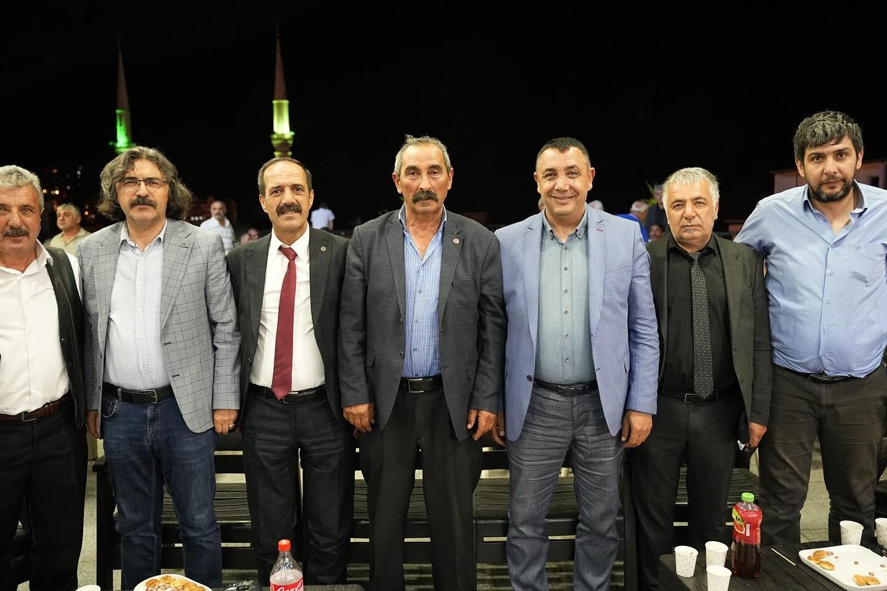 BAŞKANIMIZ, HAZAL ARTUN VE EMRE SARAÇ KARDEŞLERİMİZİN DÜĞÜN MERASİMLERİNE KATILDI