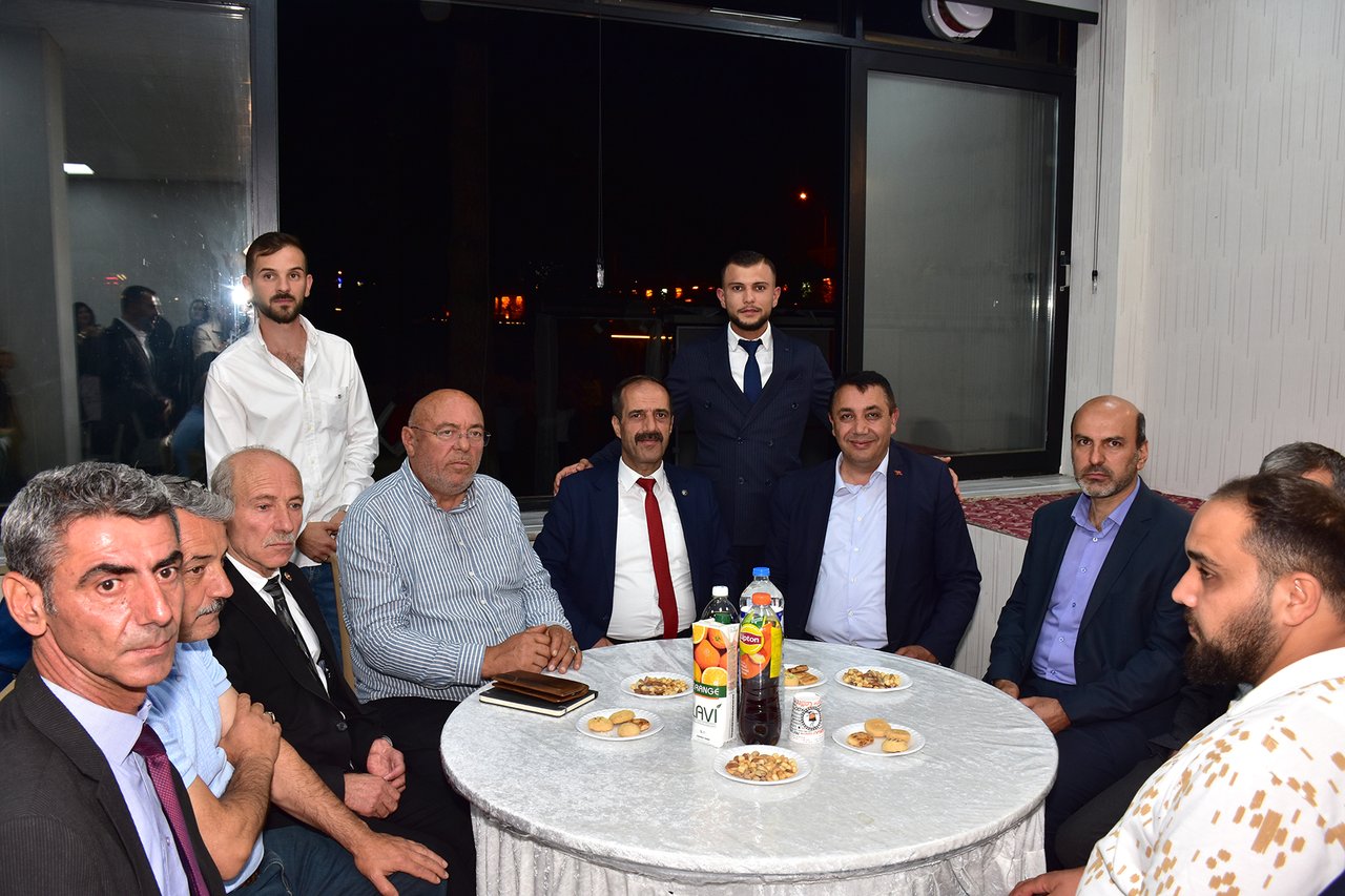 BAŞKANIMIZ, DÜĞÜN VE NİŞAN TÖRENLERİNE KATILDI, YÜZÜK TAKDI