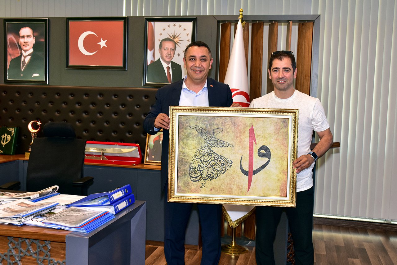 BAŞKANIMIZ, NAZİK ZİYARETLERİNDEN DOLAYI EMRE CANLI’YA TEŞEKKÜR ETTİ