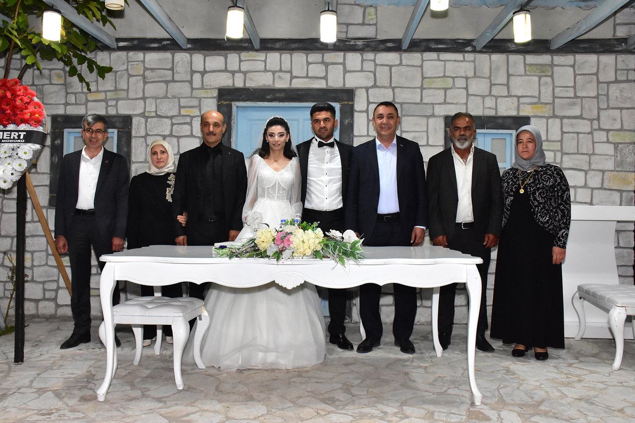 BAŞKANIMIZ DÜĞÜN TÖRENLERİNE KATILDI, NİKAH KIYDI