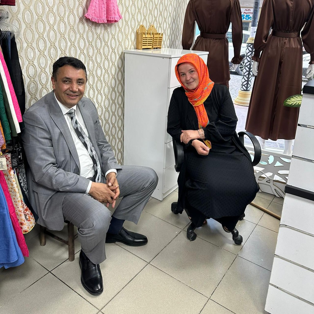 BAŞKANIMIZDAN ESNAF KARDEŞİMİZİ ZİYARET