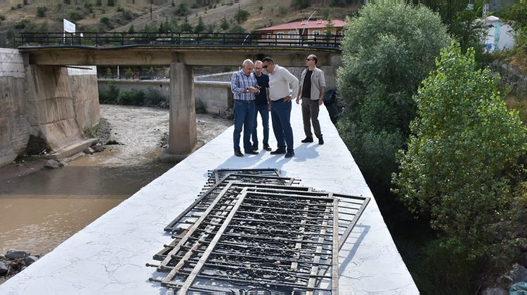 BAŞKANIMIZ ÇAYI ISLAH ÇALIŞMALARINI YERİNDE İNCELEDİ