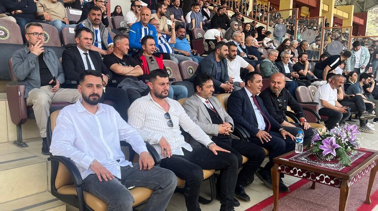 BAŞKANIMIZ, DUMLUPINAR SK İLE ŞİRAN YILDIZ SPOR ARASINDAKİ BAL LİGİ BARAJ MÜSABAKASINI İZLEDİ