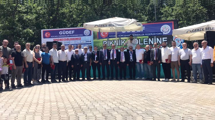 BAŞKANIMIZ, HEMŞEHRİLERİMİZLE PİKNİKTE BULUŞTU