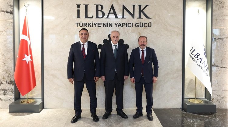 BAŞKANIMIZ, İLBANK GENEL MÜDÜRÜ HEMŞEHRİMİZ SAYIN EYYÜP KARAHAN’I ZİYARET ETTİ