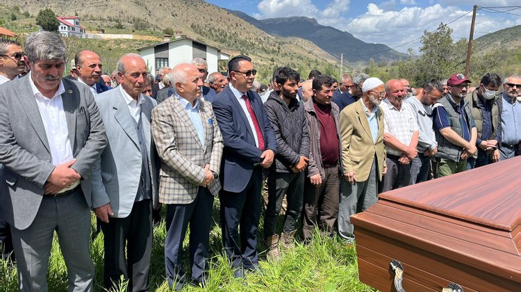 BAŞKANIMIZ, İLİMİZ DEDELİ KÖYÜ SAKİNLERİNDEN İSMAİL YALÇIN’I EBEDİYETE UĞURLADI