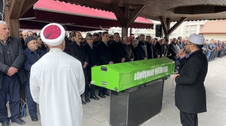 BAŞKANIMIZ, İLİMİZ GÜMÜŞKAYA KÖYÜ SAKİNLERİNDEN ALAADDİN ÇİÇEK’İ EBEDİYETE UĞURLADI