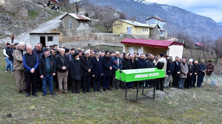 BAŞKANIMIZ, İLİMİZ ÖVÜNDÜ KÖYÜ SAKİNLERİNDEN, ZÜMRÜT MİLLET'İ EBEDİYETE UĞURLADI