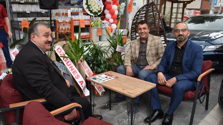 BAŞKANIMIZ, İLİMİZDE FAALİYETE BAŞLAYAN UYGUNCU AVM’YE HAYIRLI OLSUN ZİYARETİNDE BULUNDU