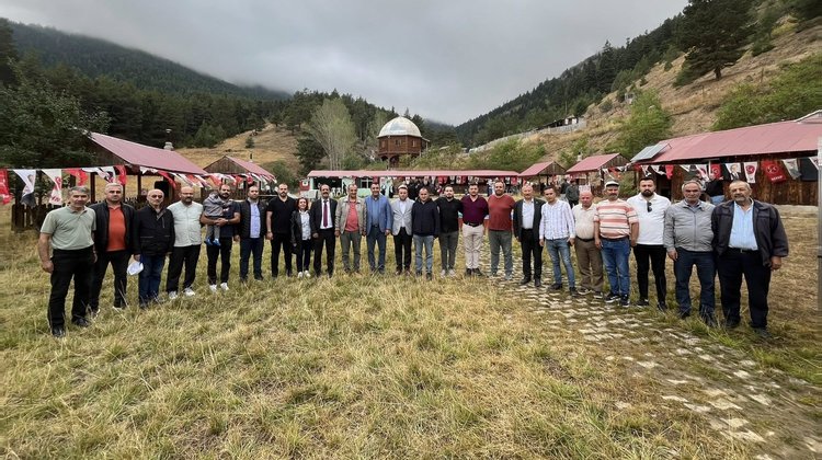 BAŞKANIMIZ, MHP GÜMÜŞHANE İL BAŞKANLIĞIMIZIN “HİLALİN GÖLGESİNDE BULUŞMA” PROGRAMINA KATILDI