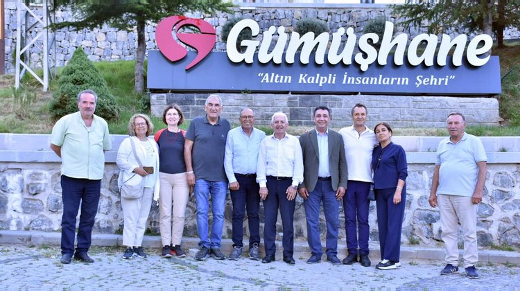 BAŞKANIMIZ, MİSAFİRLERİNİ SÜLEYMANİYE MAHALLESİNDE AĞIRLADI