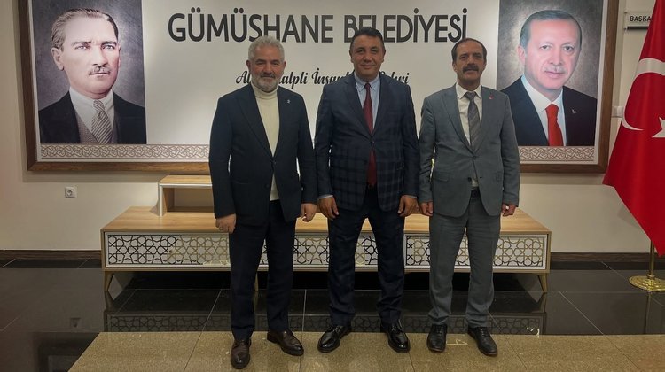 BAŞKANIMIZ, NAZİK ZİYARETLERİNDEN DOLAYI TEŞEKKÜR ETTİ
