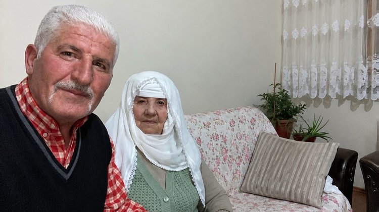 BAŞKANIMIZ, NAZMİYE AYDIN’A ALLAH’TAN RAHMET, AİLESİNE BAŞSAĞLIĞI DİLEDİ