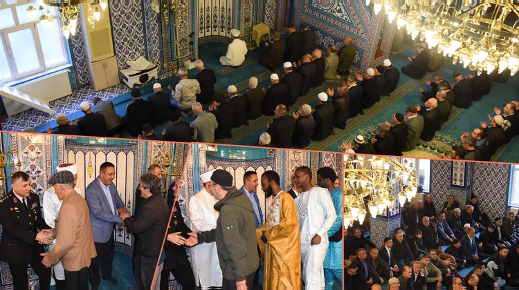 BAŞKANIMIZ, RAMAZAN BAYRAMI NAMAZINI KEMALİYE CAMİİ'NDE KILARAK, HEMŞEHRİLERİMİZLE BAYRAMLAŞTI