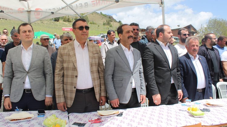 BAŞKANIMIZ, TORUL DEDELİ KÖYÜMÜZDE DÜZENLENEN GELENEKSEL AYAZMA ŞENLİĞİNE KATILDI