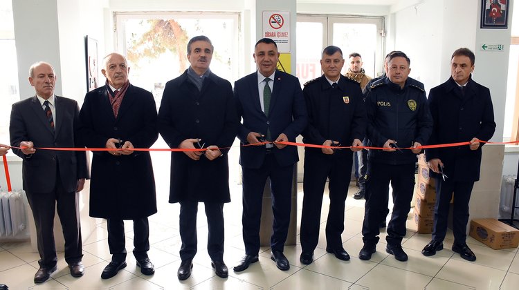 BAŞKANIMIZ, V. MAHİR KOCATÜRK ANISINA DÜZENLEDİĞİMİZ 1. KİTAP FUARI'MIZIN AÇILIŞINI GERÇEKLEŞTİRDİ