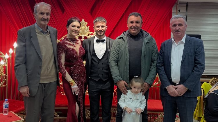 BAŞKANIMIZ, ZEYNEP METİNTAŞ VE SEZGİN YILMAZ’IN DÜĞÜN TÖRENLERİNE KATILDI