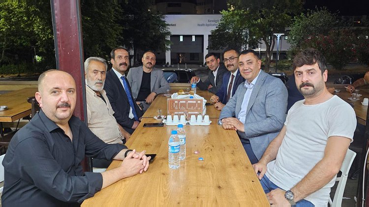 BAŞKANIMIZDAN, TRABZON KTÜ HASTANESİNDE TEDAVİ GÖREN KÖKSAL CANLI’YA ZİYARET