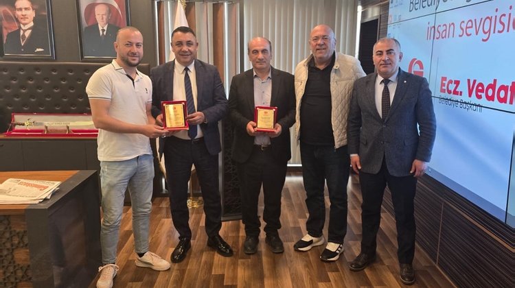 KORU YAYINCILIK İMTİYAZ SAHİBİ KÖKSAL AYDIN VE SANAT YÖNETMENİ ERKAN KARSOY’A TEŞEKKÜR ETTİ